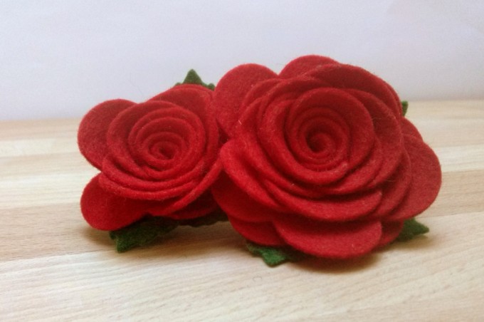 Velika sponka za lase z rdečimi vrtnicami - 