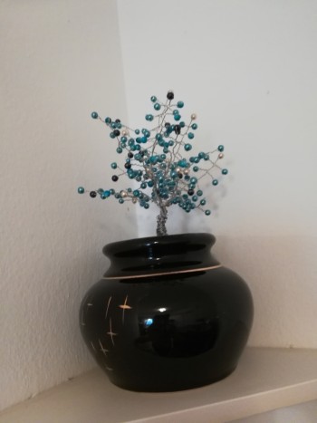 Modrina - Wire tree z perlami modrih odtenkov