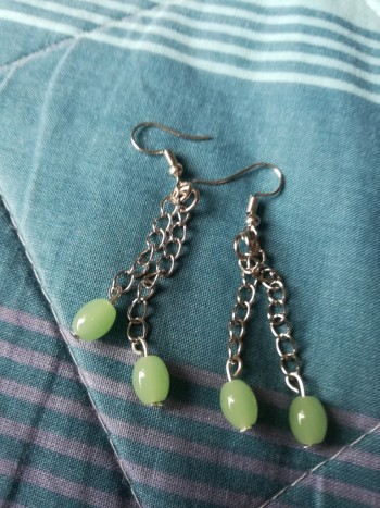 viseči uhani - Uhani v zelenih barvah perlic