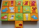 Darilne škatlice za darilca za otroke na rojstnodnevni zabavi, različnih barv, velikost 11 x 11 cm, okrašene s figuri