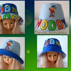 Obojestranski klobuček 'Noddy'