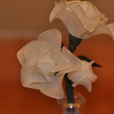 Bela vrtnica iz najlona
