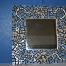 Mozaik: Modro ogledalo z rožicami