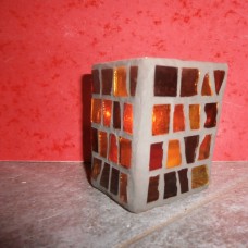 Stekleni mozaik: oglata posodica za čajno svečko