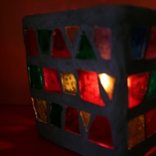 Stekleni mozaik - oglata steklena posodica za čajno svečko