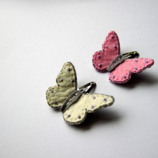 Špange - set dveh majhnih metuljev v nežnih pastelnih odtenkih