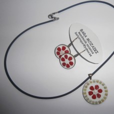Komplet uhani in ogrlica: Rdeči cvetovi - mozaična tehnika