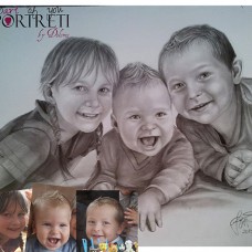 portret narisan s svinčniki treh malčkov