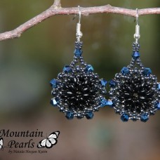 Viseči uhani iz perlic v črni in modri barvi