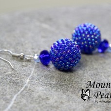 Šivani uhani iz perlic v modri barvi