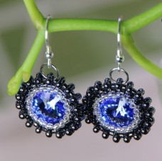 Viseči uhani s Swarovski kristali v modri barvi