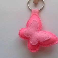 Obesek za ključe - mali roza metulj
