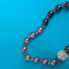 Zapestnica  z temnimi perlami
