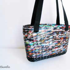 Pletena torba iz recikliranih revij