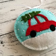Božični okraski - avto na svetlo modrem ozadju